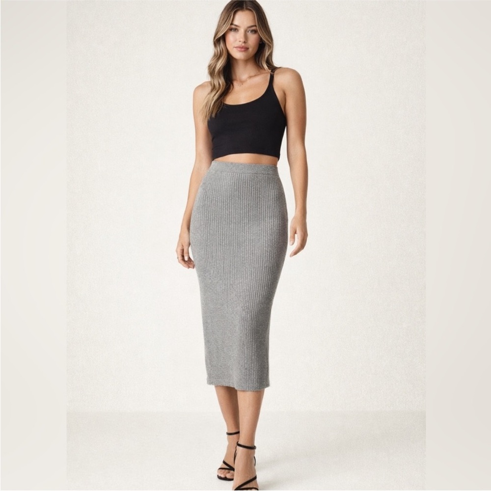 EXPRESS Elegant Gray Ribbed Knit Midi Skirt Small